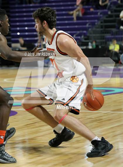 Thumbnail 2 in Winter Park vs. South Miami (City of Palms Classic) photogallery.