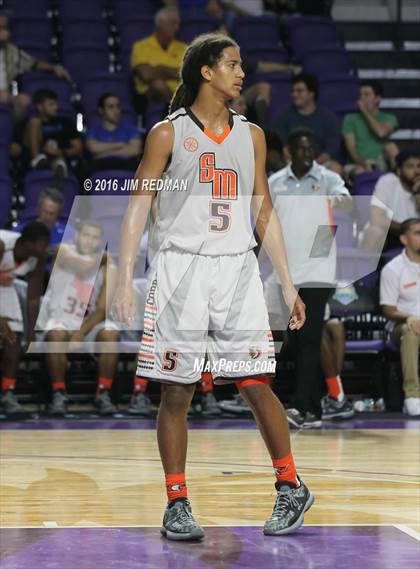 Thumbnail 3 in Winter Park vs. South Miami (City of Palms Classic) photogallery.