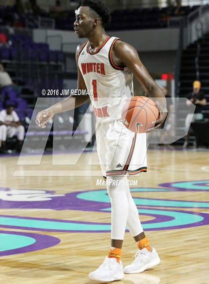 Thumbnail 2 in Winter Park vs. South Miami (City of Palms Classic) photogallery.