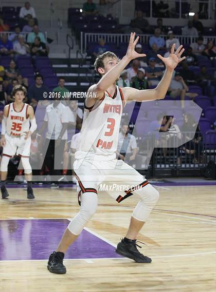 Thumbnail 2 in Winter Park vs. South Miami (City of Palms Classic) photogallery.