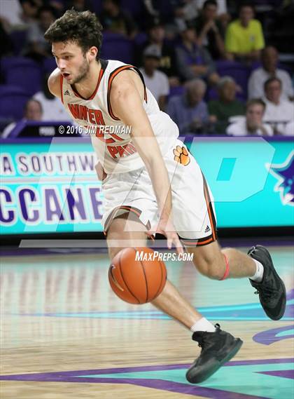 Thumbnail 3 in Winter Park vs. South Miami (City of Palms Classic) photogallery.