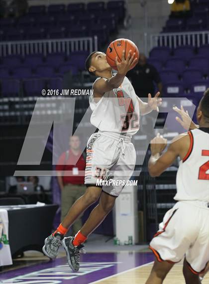 Thumbnail 1 in Winter Park vs. South Miami (City of Palms Classic) photogallery.
