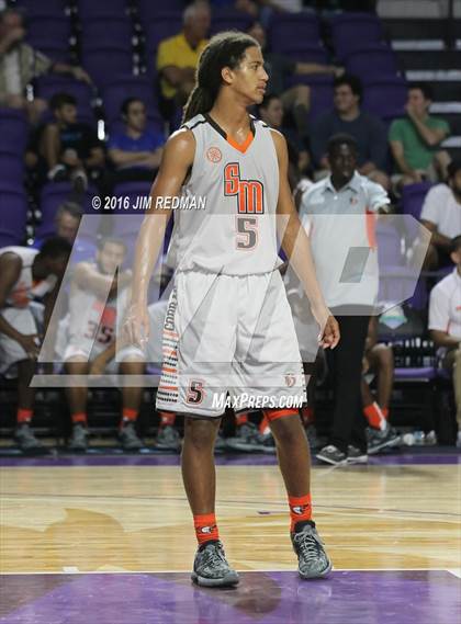 Thumbnail 1 in Winter Park vs. South Miami (City of Palms Classic) photogallery.