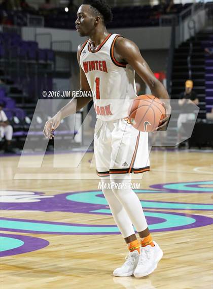 Thumbnail 1 in Winter Park vs. South Miami (City of Palms Classic) photogallery.
