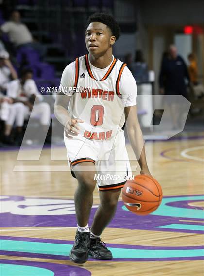 Thumbnail 3 in Winter Park vs. South Miami (City of Palms Classic) photogallery.