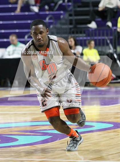 Thumbnail 1 in Winter Park vs. South Miami (City of Palms Classic) photogallery.