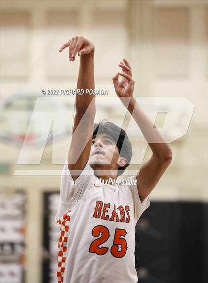 Thumbnail 2 in Chowchilla @ Selma photogallery.