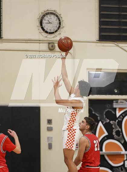 Thumbnail 2 in Chowchilla @ Selma photogallery.
