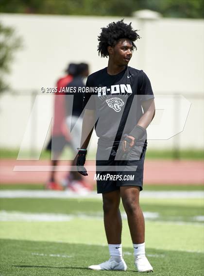 Thumbnail 3 in Bradford vs First Coast (Jaguars Prep Nike 11-On 7v7) photogallery.