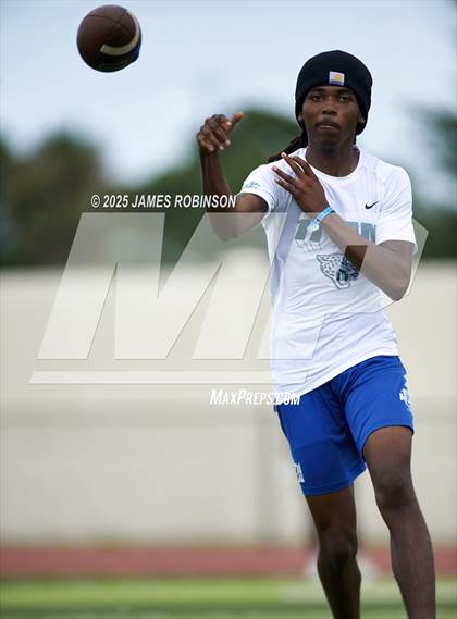 Thumbnail 1 in Bradford vs First Coast (Jaguars Prep Nike 11-On 7v7) photogallery.