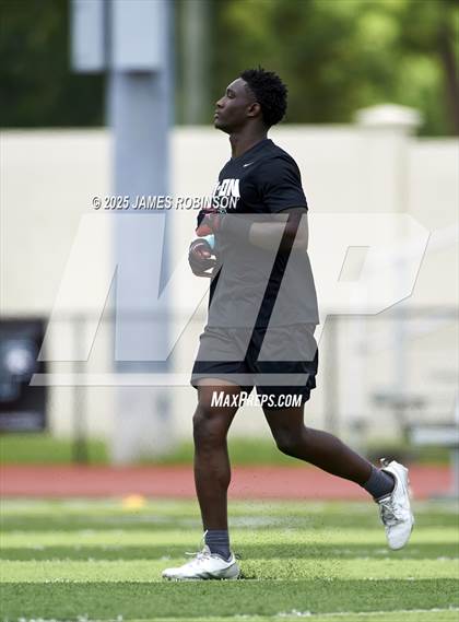 Thumbnail 2 in Bradford vs First Coast (Jaguars Prep Nike 11-On 7v7) photogallery.