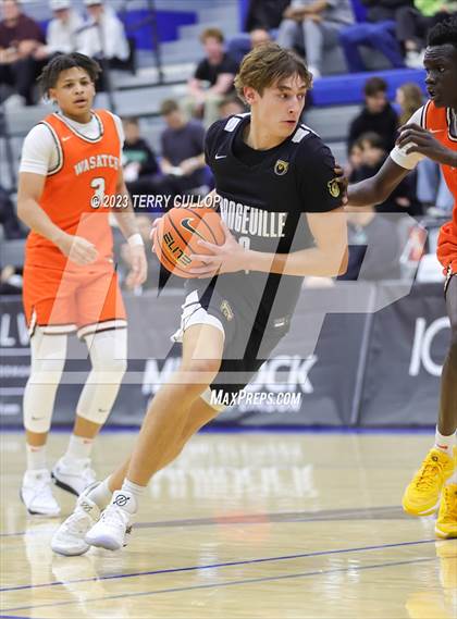 Thumbnail 2 in Orangeville Prep (Canada) vs. Wasatch Academy (5 for the Fight National Hoopfest) photogallery.
