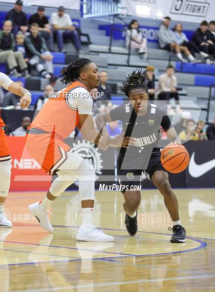 Thumbnail 3 in Orangeville Prep (Canada) vs. Wasatch Academy (5 for the Fight National Hoopfest) photogallery.