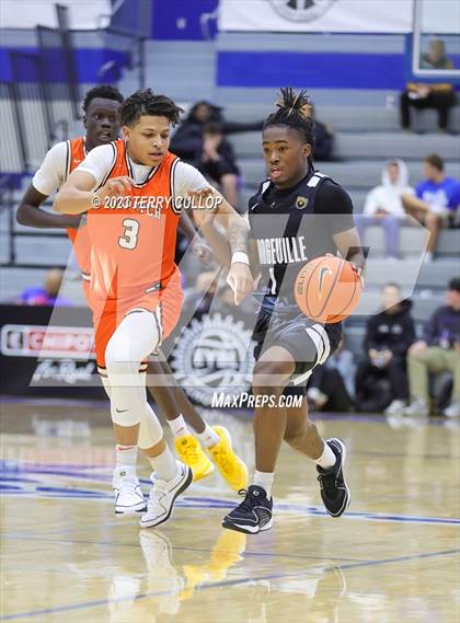 Thumbnail 2 in Orangeville Prep (Canada) vs. Wasatch Academy (5 for the Fight National Hoopfest) photogallery.
