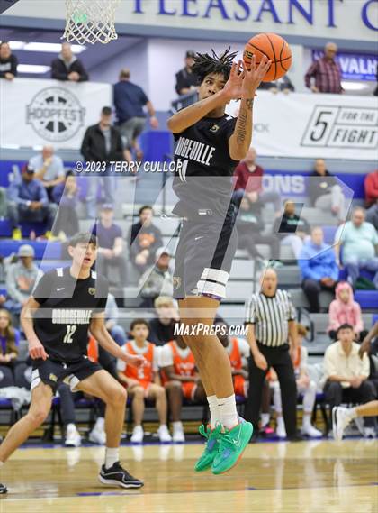 Thumbnail 3 in Orangeville Prep (Canada) vs. Wasatch Academy (5 for the Fight National Hoopfest) photogallery.