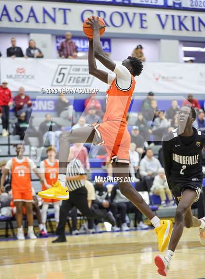Thumbnail 2 in Orangeville Prep (Canada) vs. Wasatch Academy (5 for the Fight National Hoopfest) photogallery.