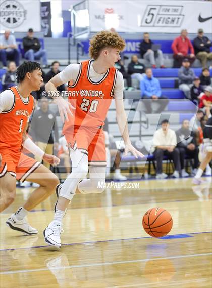 Thumbnail 2 in Orangeville Prep (Canada) vs. Wasatch Academy (5 for the Fight National Hoopfest) photogallery.