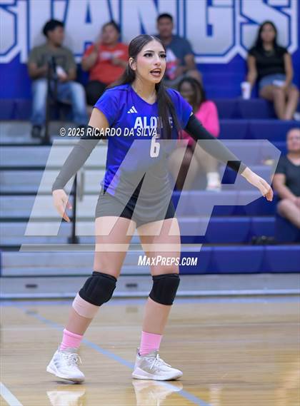 Thumbnail 2 in Nimitz @ Aldine photogallery.