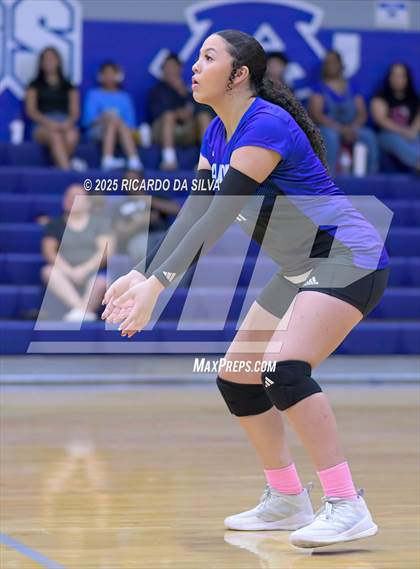 Thumbnail 1 in Nimitz @ Aldine photogallery.