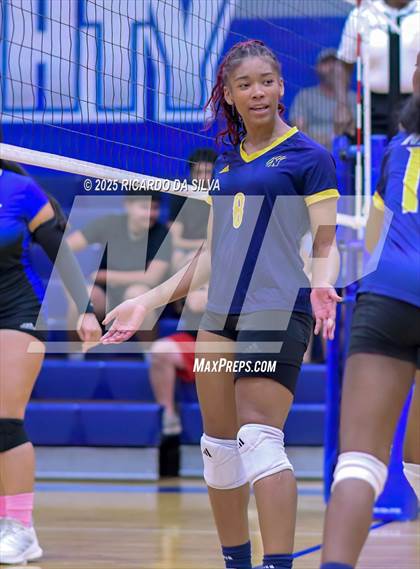 Thumbnail 2 in Nimitz @ Aldine photogallery.