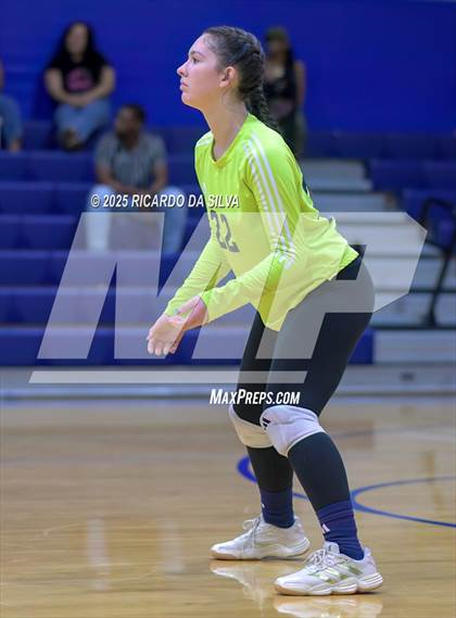 Thumbnail 2 in Nimitz @ Aldine photogallery.