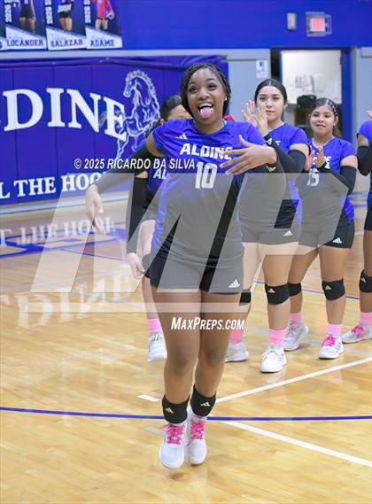 Thumbnail 2 in Nimitz @ Aldine photogallery.