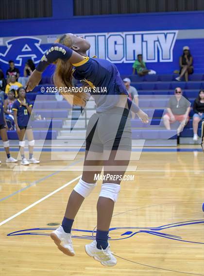 Thumbnail 1 in Nimitz @ Aldine photogallery.