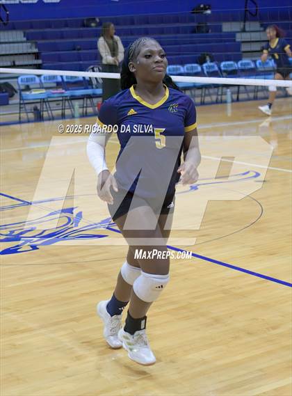 Thumbnail 2 in Nimitz @ Aldine photogallery.