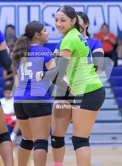 Thumbnail 3 in Nimitz @ Aldine photogallery.