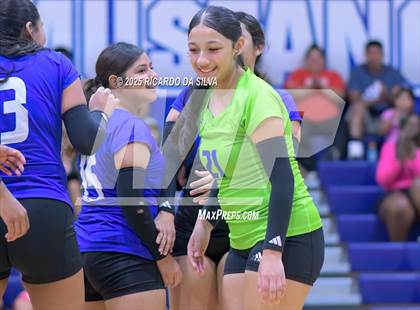 Thumbnail 2 in Nimitz @ Aldine photogallery.