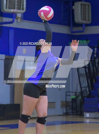 Thumbnail 1 in Nimitz @ Aldine photogallery.