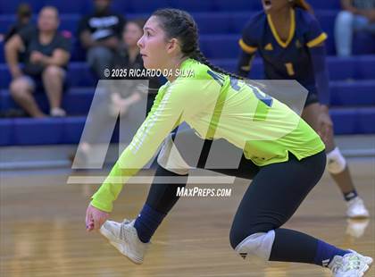 Thumbnail 1 in Nimitz @ Aldine photogallery.