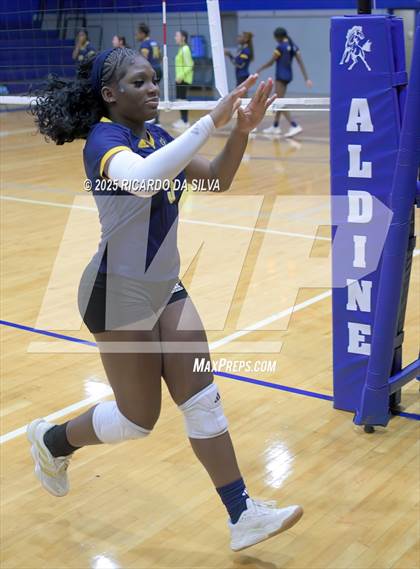 Thumbnail 2 in Nimitz @ Aldine photogallery.