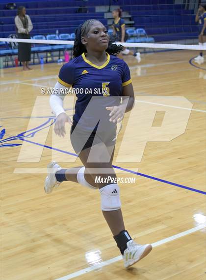 Thumbnail 2 in Nimitz @ Aldine photogallery.