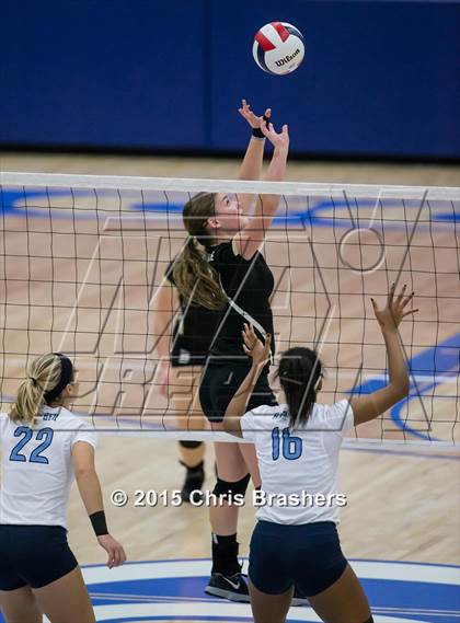 Thumbnail 2 in Har-Ber vs Bentonville (AAA 7A Semifinal Playoff) photogallery.