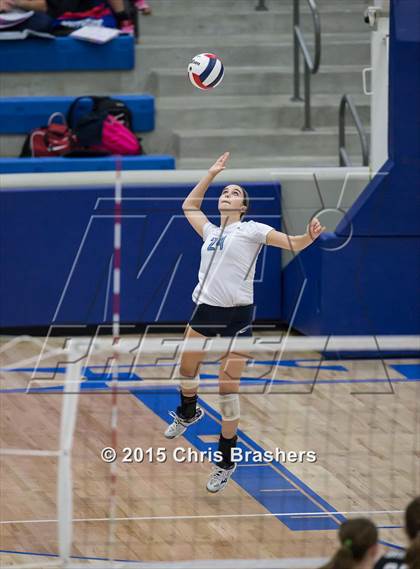 Thumbnail 2 in Har-Ber vs Bentonville (AAA 7A Semifinal Playoff) photogallery.