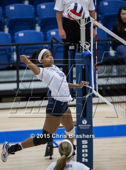 Thumbnail 1 in Har-Ber vs Bentonville (AAA 7A Semifinal Playoff) photogallery.