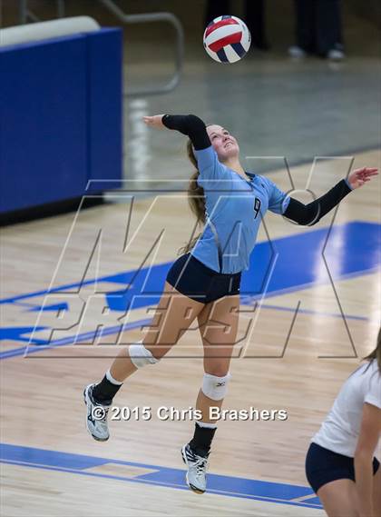 Thumbnail 2 in Har-Ber vs Bentonville (AAA 7A Semifinal Playoff) photogallery.