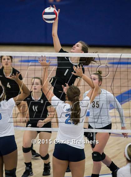 Thumbnail 1 in Har-Ber vs Bentonville (AAA 7A Semifinal Playoff) photogallery.