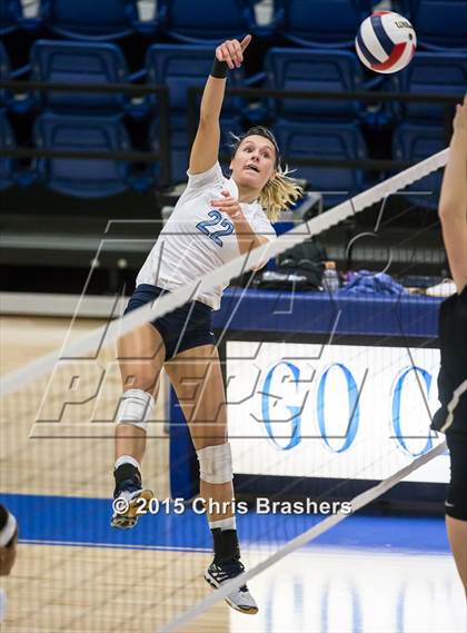 Thumbnail 1 in Har-Ber vs Bentonville (AAA 7A Semifinal Playoff) photogallery.