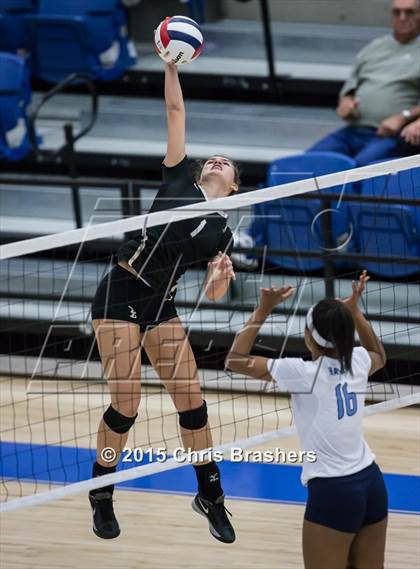 Thumbnail 3 in Har-Ber vs Bentonville (AAA 7A Semifinal Playoff) photogallery.