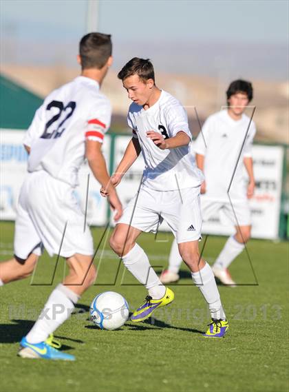 Thumbnail 2 in Monte Del Sol Charter vs. Santa Fe Prep photogallery.