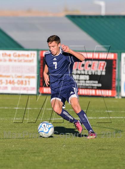 Thumbnail 2 in Monte Del Sol Charter vs. Santa Fe Prep photogallery.