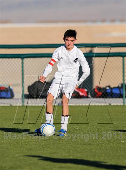 Thumbnail 3 in Monte Del Sol Charter vs. Santa Fe Prep photogallery.
