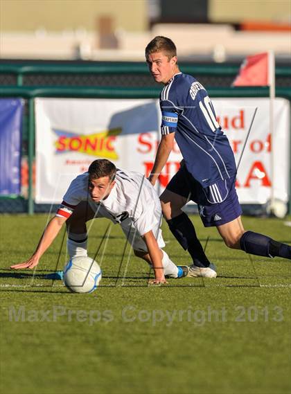 Thumbnail 2 in Monte Del Sol Charter vs. Santa Fe Prep photogallery.