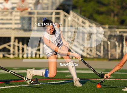 Thumbnail 1 in East Hampton @ Eastport-South Manor  photogallery.