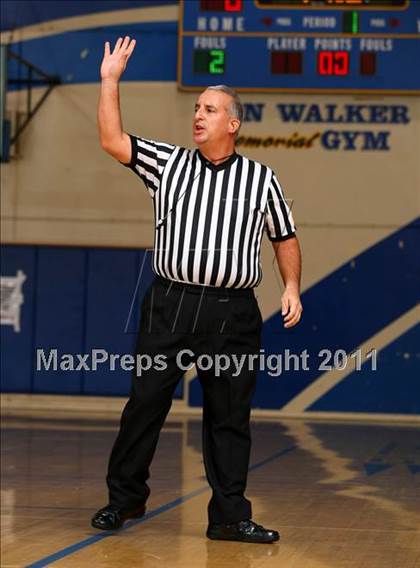 Thumbnail 2 in Edison @ Tustin (OC North/South Challenge) photogallery.