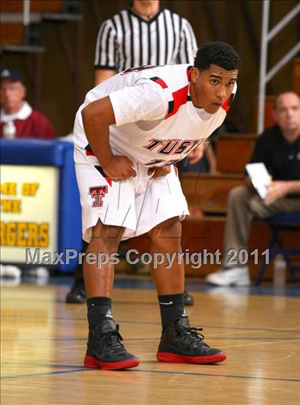 Thumbnail 2 in Edison @ Tustin (OC North/South Challenge) photogallery.
