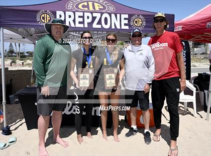 Thumbnail 2 in CIF-SS Individual Pairs Final photogallery.