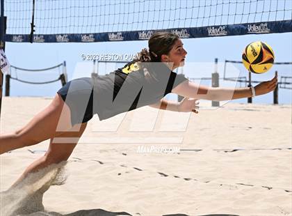 Thumbnail 1 in CIF-SS Individual Pairs Final photogallery.